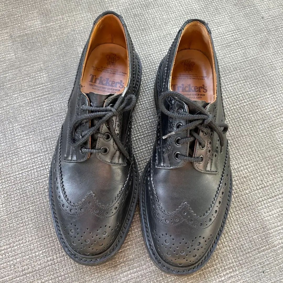 Tricker's メンズ　スエード　靴　オリーブ M7292 トリッカーズ Tricker's ○○正規品 トリッカーズ バートン BOURTON M7292