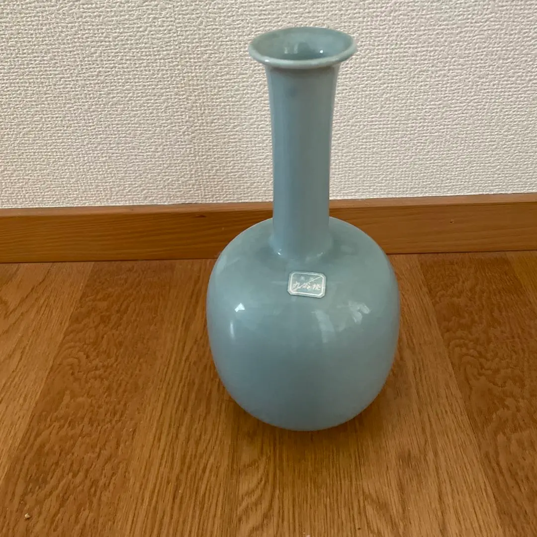 Thumbnail of Celadon vase