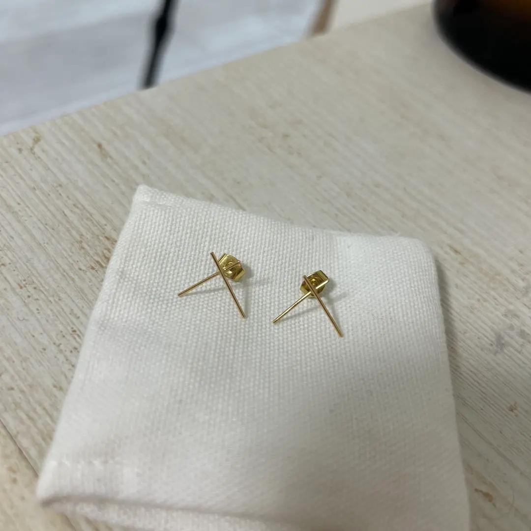 【新品未使用】SASKIA DIEZリボンピアス(シングル) 楽天市場】SASKIA DIEZ サスキアディツ【リボン ピアス シルバー