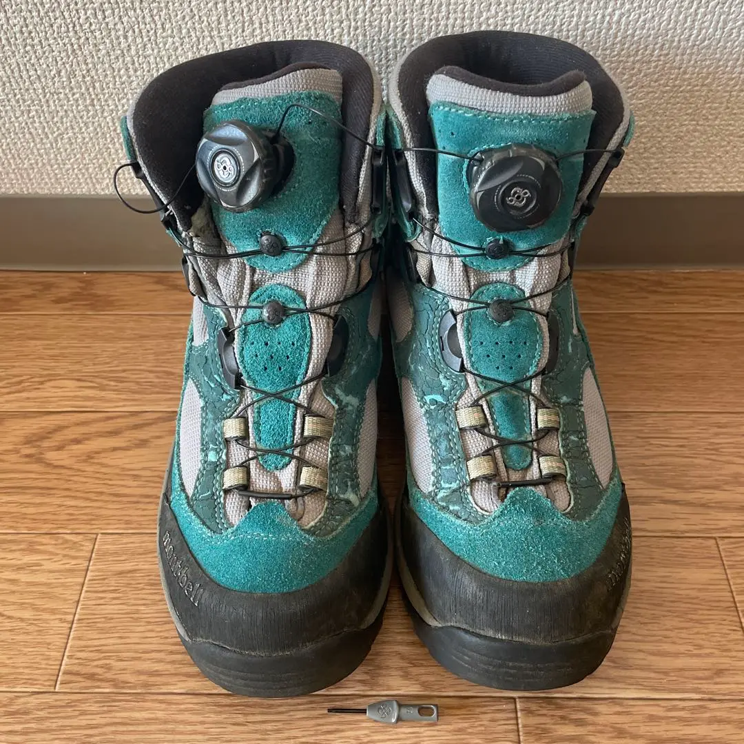 モンベル　登山靴　テナヤブーツ　メンズ　28cm ゴアテックス　新品未使用品 モンベル ｜ オンラインストア ｜ テナヤ ブーツ Women's