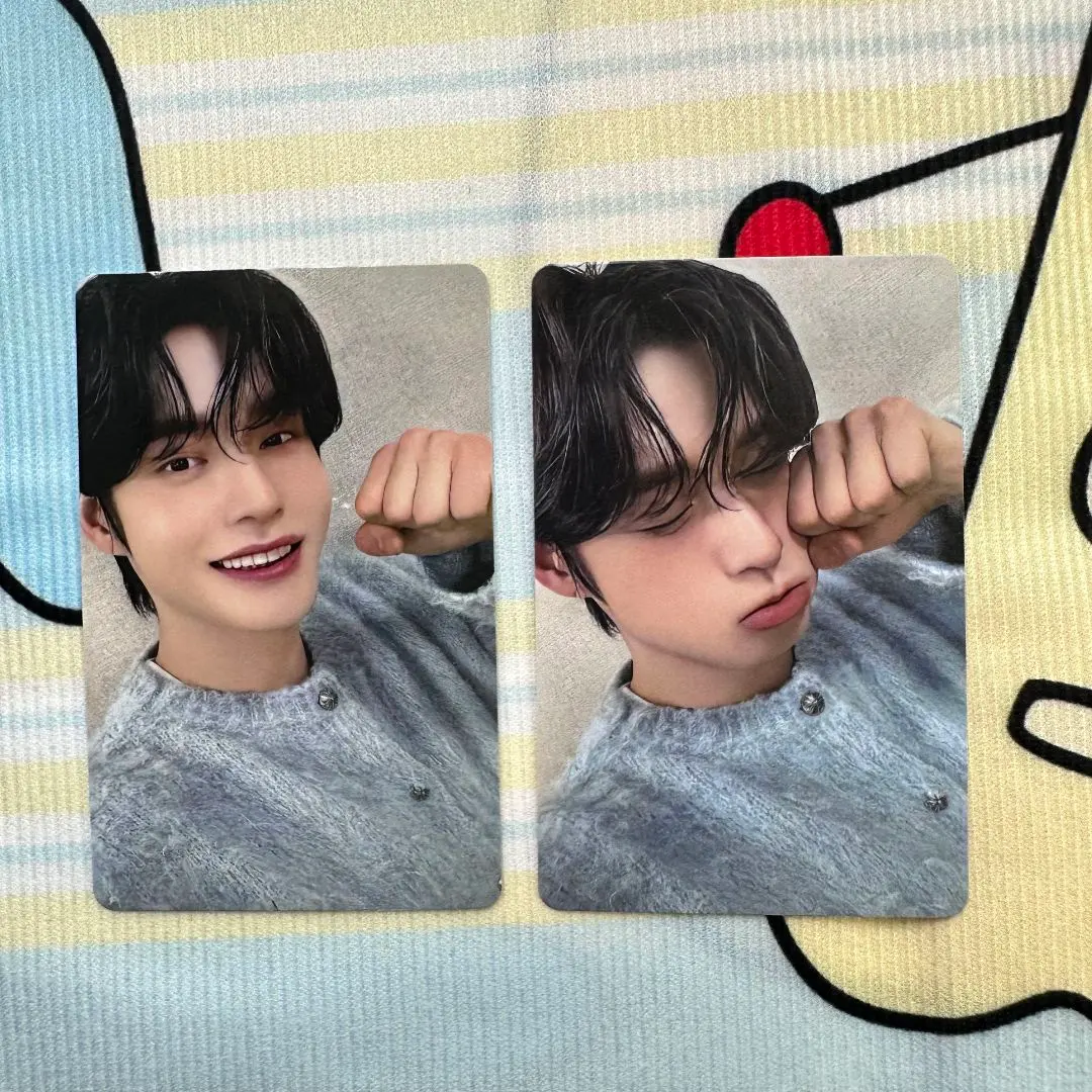 Thumbnail of ZB1 (ZeroBaseOne) Kim Ji-woong Loss B Prize "Look This Way" Trading Card (2 cards)