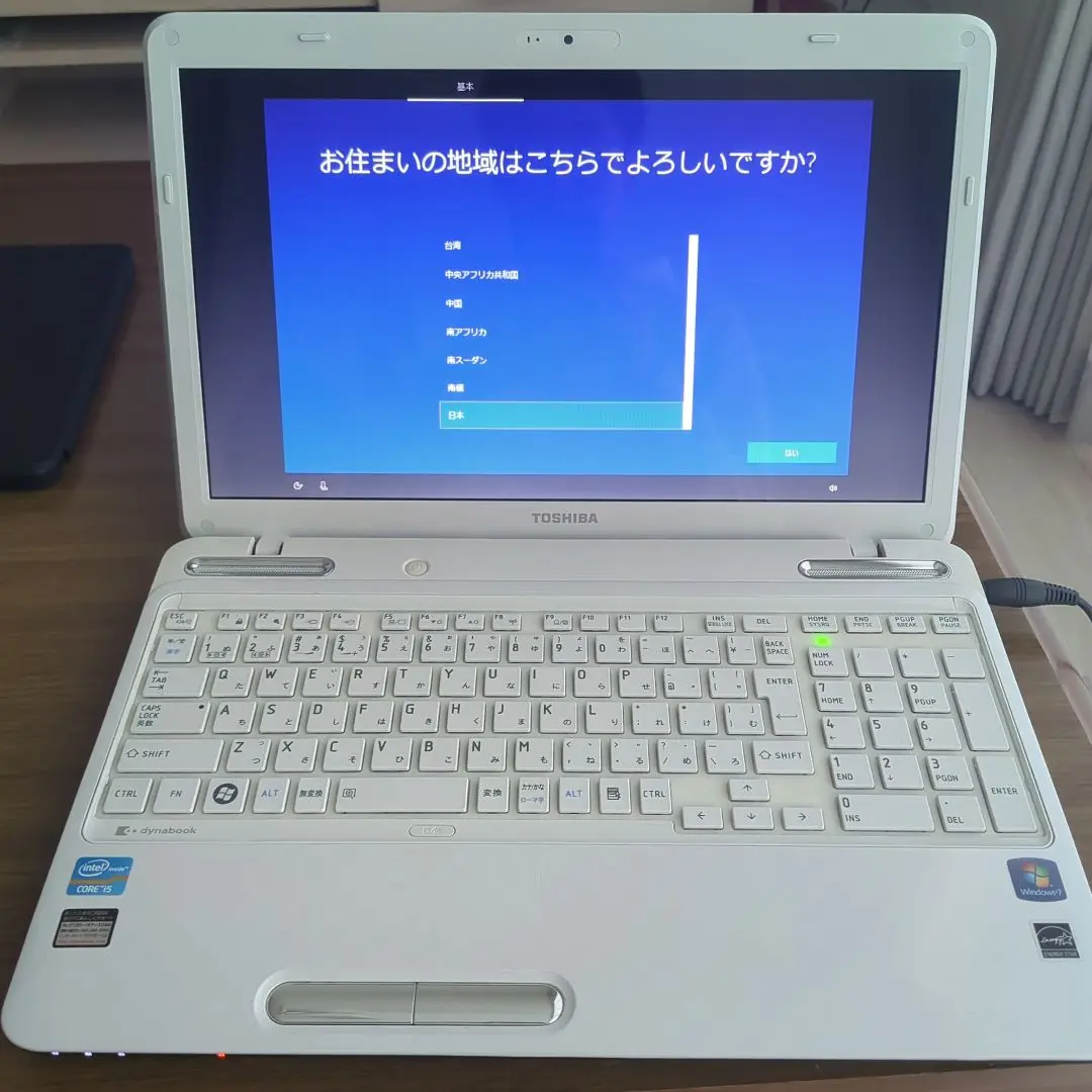新品SSD256GB 東芝T451/46EW 高性能 第二世代i5/8GB 最新Windows11+office 爆速新品SSD256GB 東芝Dynabook T451/46EW
