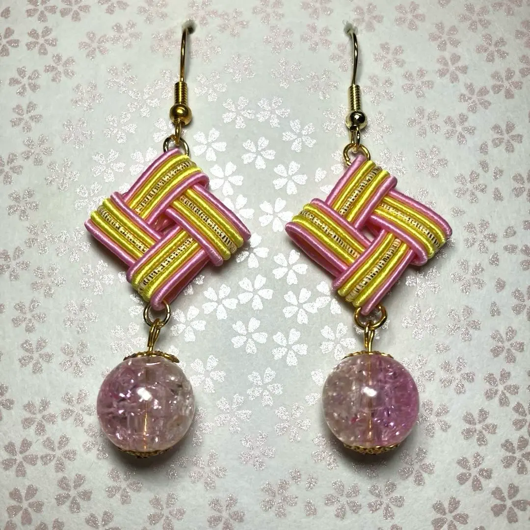 Thumbnail of Mizuhiki Windmill Blossom & Yellow Earrings