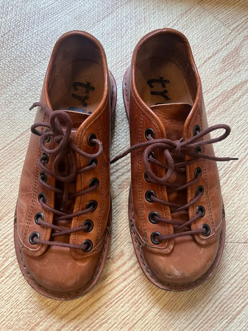 未使用級✨トリッペン　todi トーディ　レザーシューズ　41サイズ　ブラック 独創的かつ快適な革靴トリッペン TODI BOX ブラック メンズ ナトリヤ