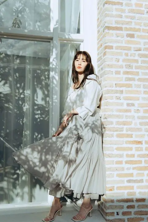 【6/30までの出品】Herlipto Cotton-voile Skirt 2025年最新】asymmetric tiered cotton-voile skirtの人気