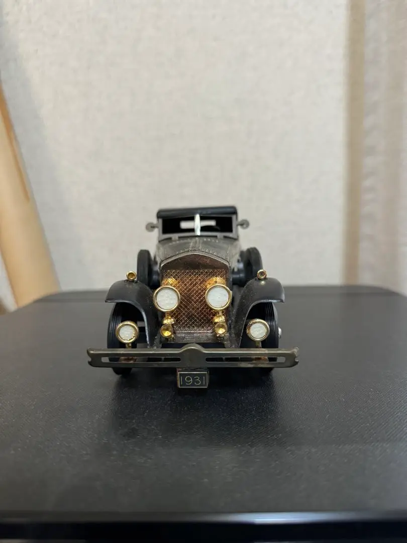 クラシックカー モデル 1/18黒　初代ロールスロイス1931年 Amazon | スケールカーモデル 1/18 ロールスロイス ファントム V