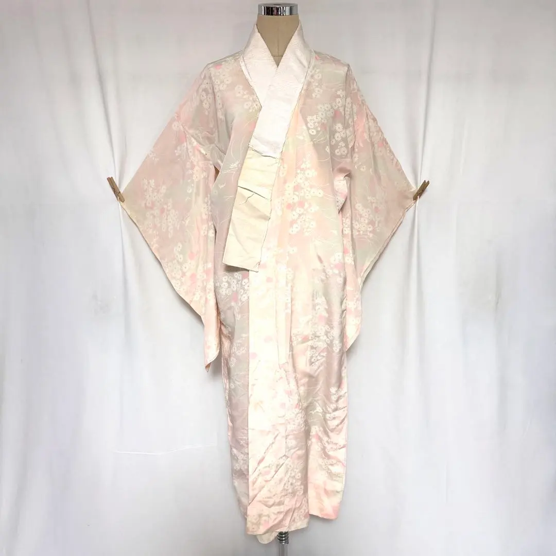 Thumbnail of 5k2627 Nagajuban (undershirt for kimono), unlined, pink and white floral pattern, Japanese clothing, kimono