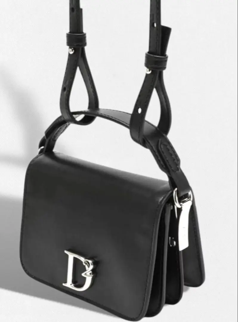 DSQUARED2 レザー ショルダーバッグ ブラック ウエスタン イタリア製 DSQUARED2 レザー ショルダーバッグ ブラック ウエスタン イタリア製