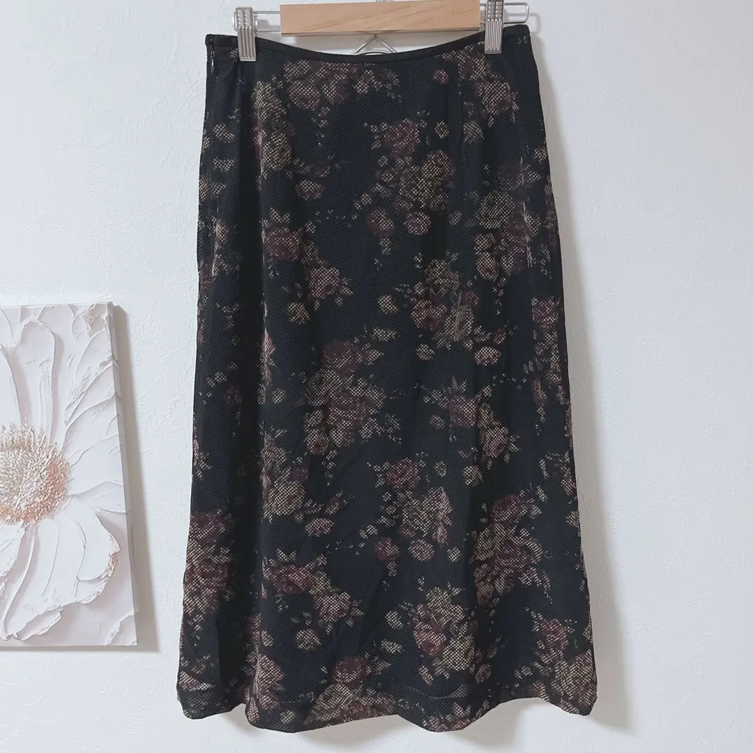 Thumbnail of VIVA PRESTO Floral Flare Skirt Knee Length Lined Mesh Black M