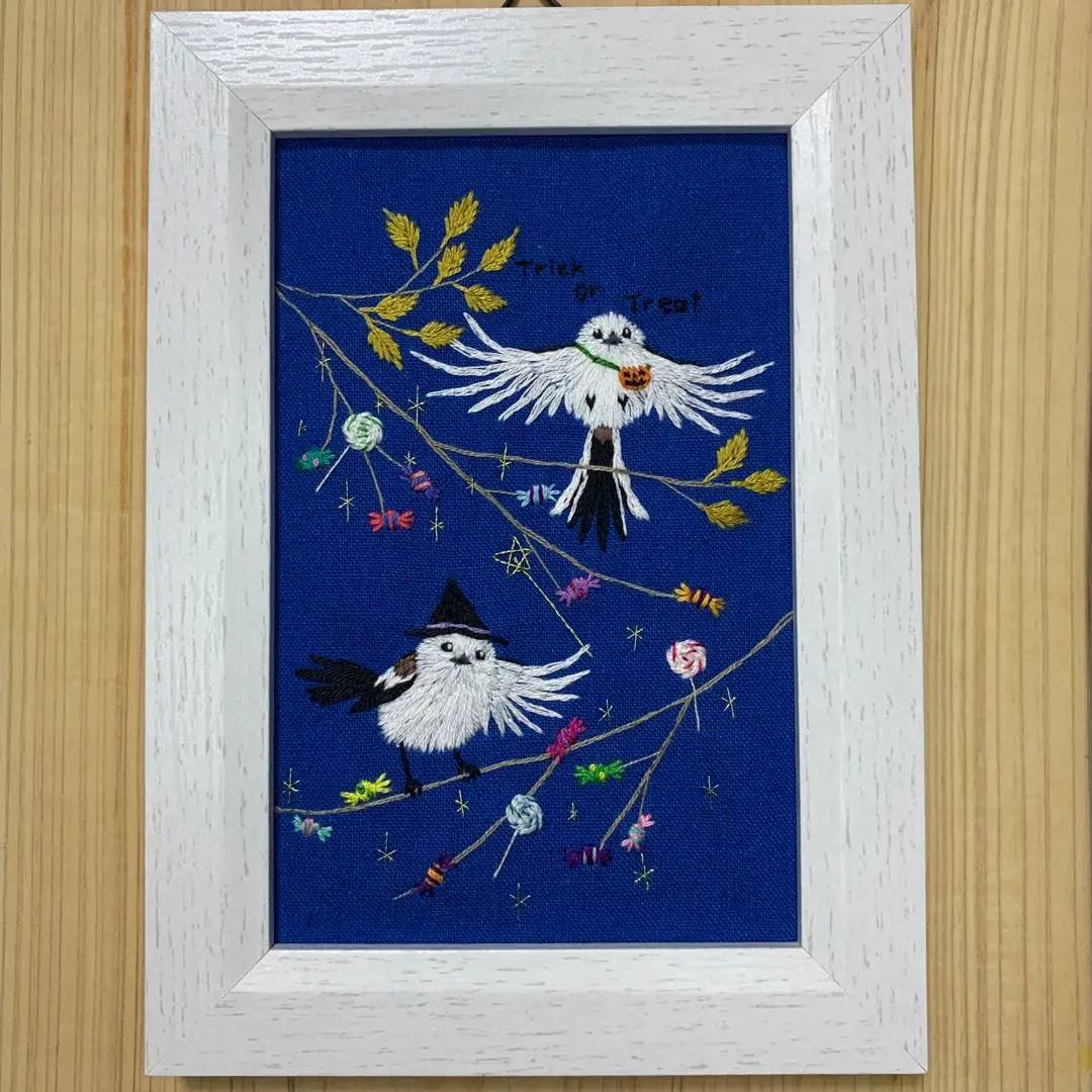【No.282】シマエナガと花の刺繍フレーム他2点 No.282】シマエナガと花の刺繍フレーム - メルカリ