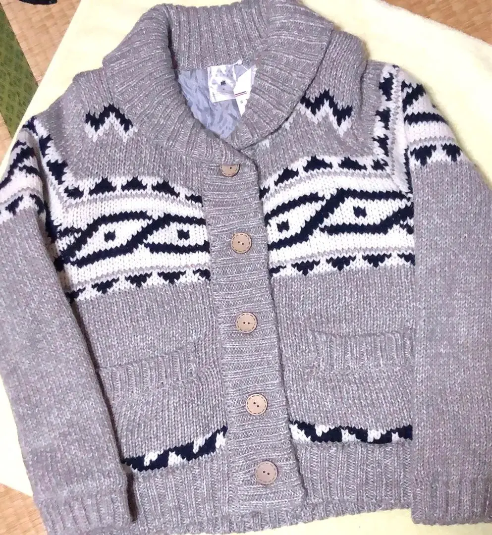 Thumbnail of Cardigan with lining