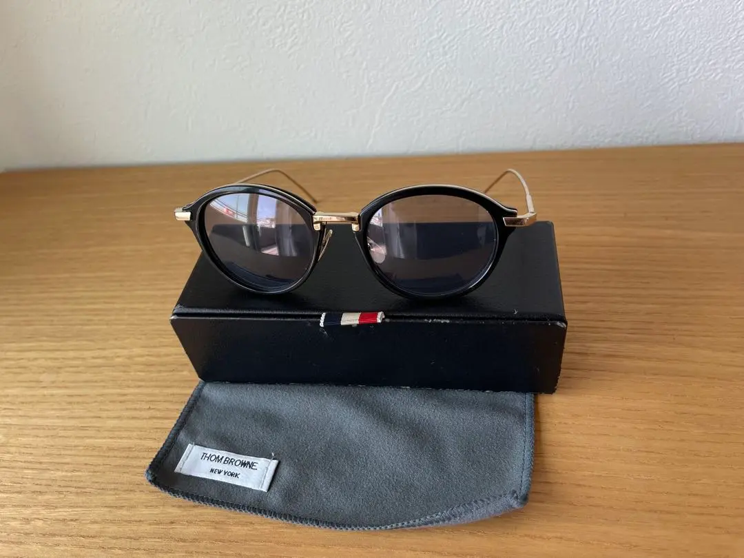 2025年最新】THOM BROWNE TB 011Aの人気アイテム - メルカリ