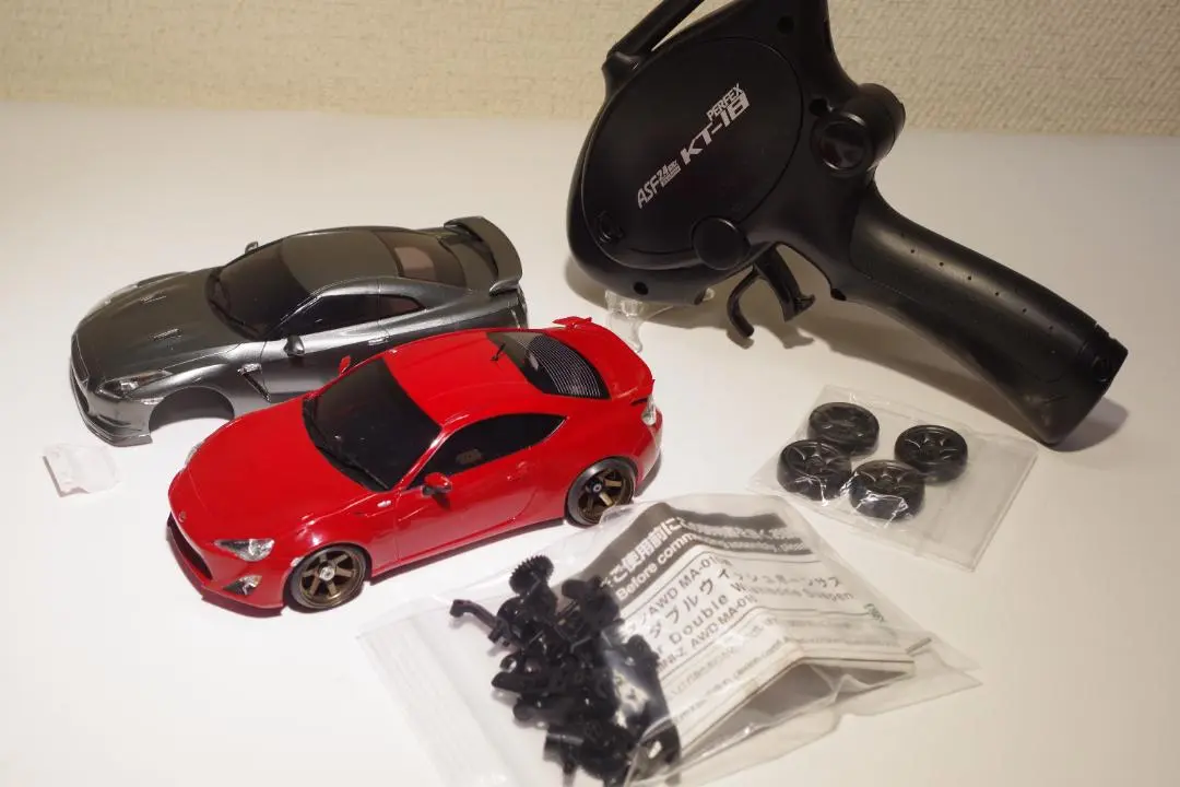 ヨコモMR4-TC4WDオンロードカートヨタ86(組み立てキット未塗装車体のみ) ヨコモMR4-TC4WDオンロードカートヨタ86(組み立てキット未塗装