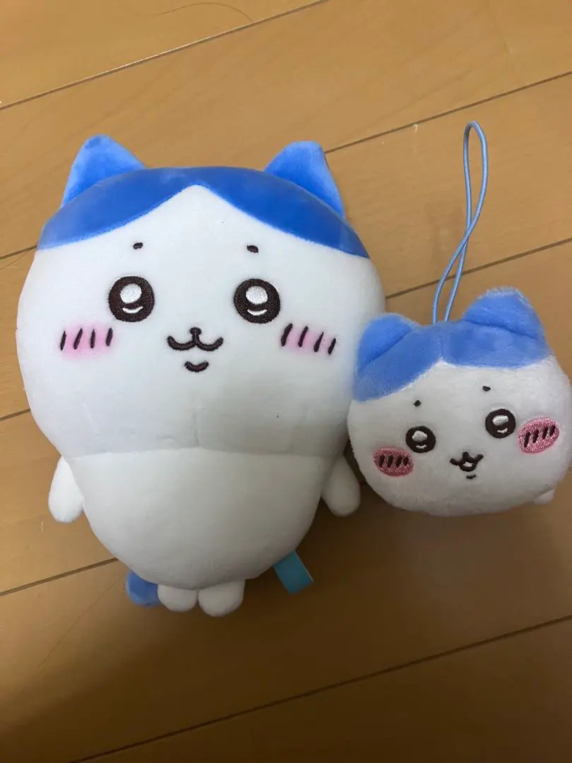 Thumbnail of Hachiware Plush Set