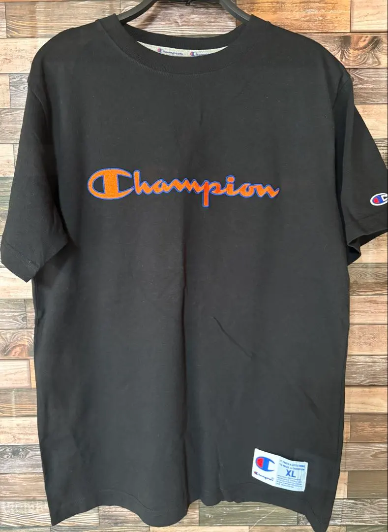 Thumbnail of Champion Black T-shirt XL