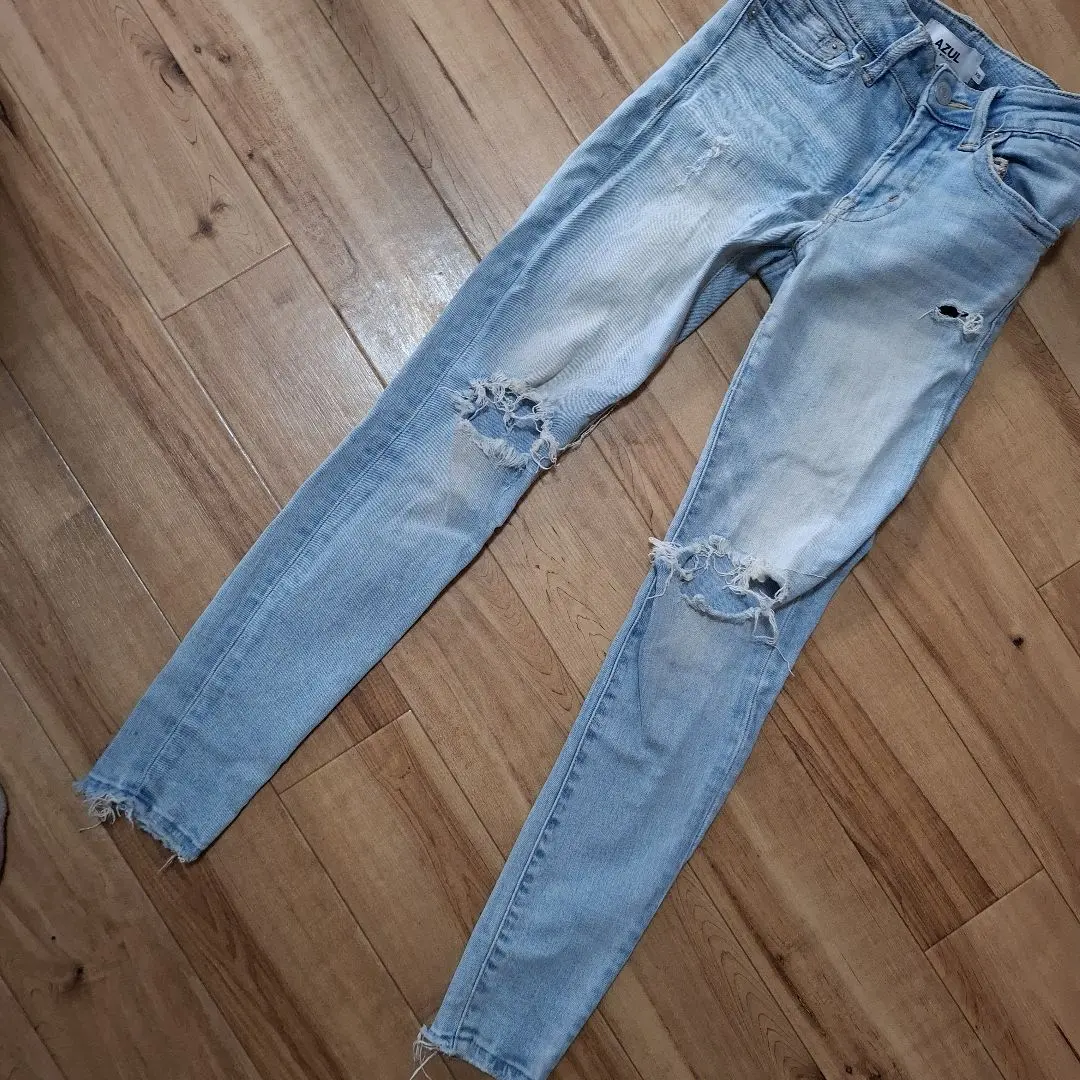 Thumbnail of Great deal! AZUL skinny denim, light blue