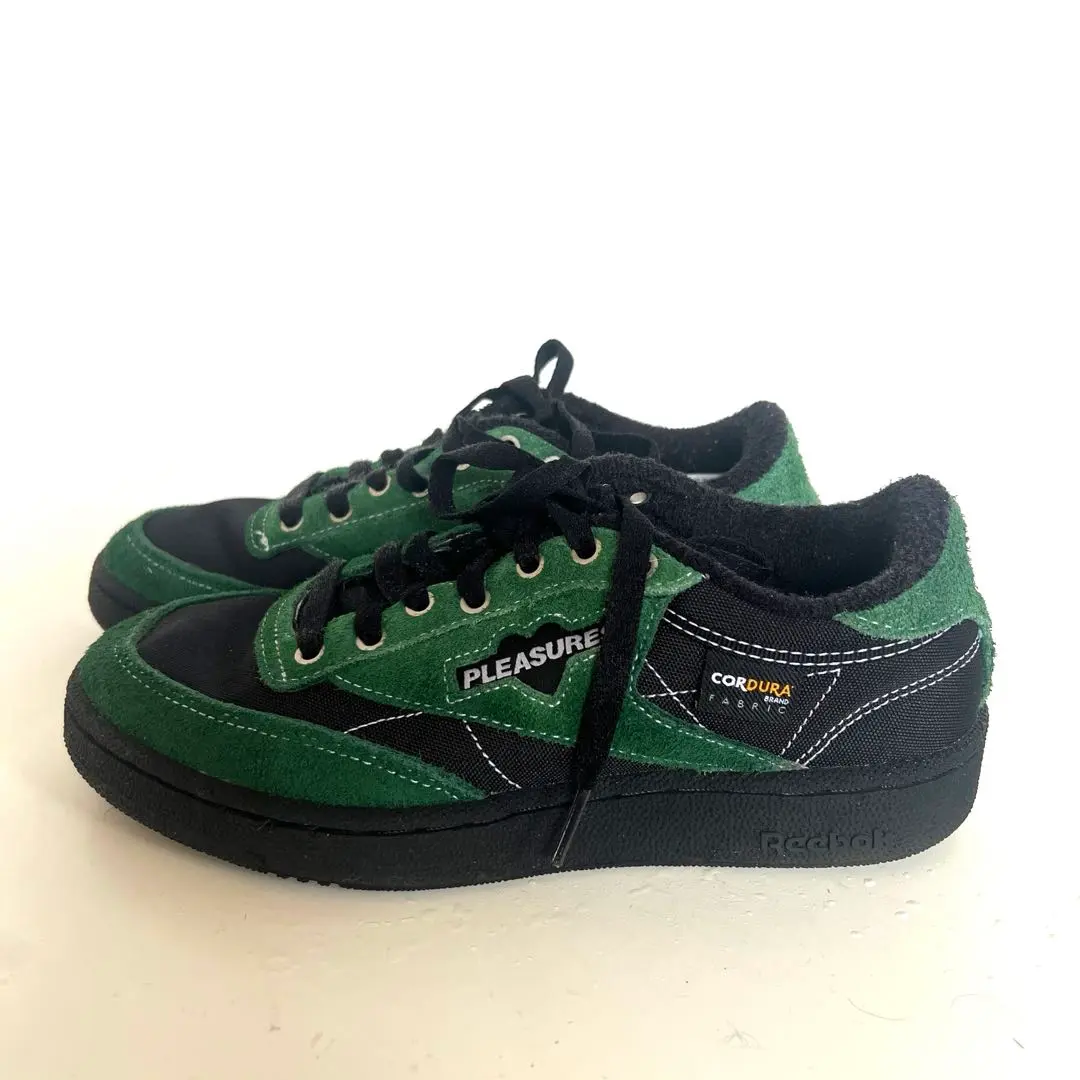 2025年最新】pleasures reebokの人気アイテム - メルカリ