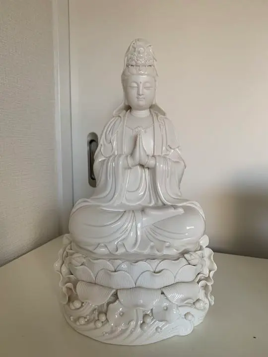 中国　徳化窯白磁　観音像　時代箱付 美術品 徳化窯 白磁魚籃観音菩薩像 | 買取実績 | 骨董品買取専門の古