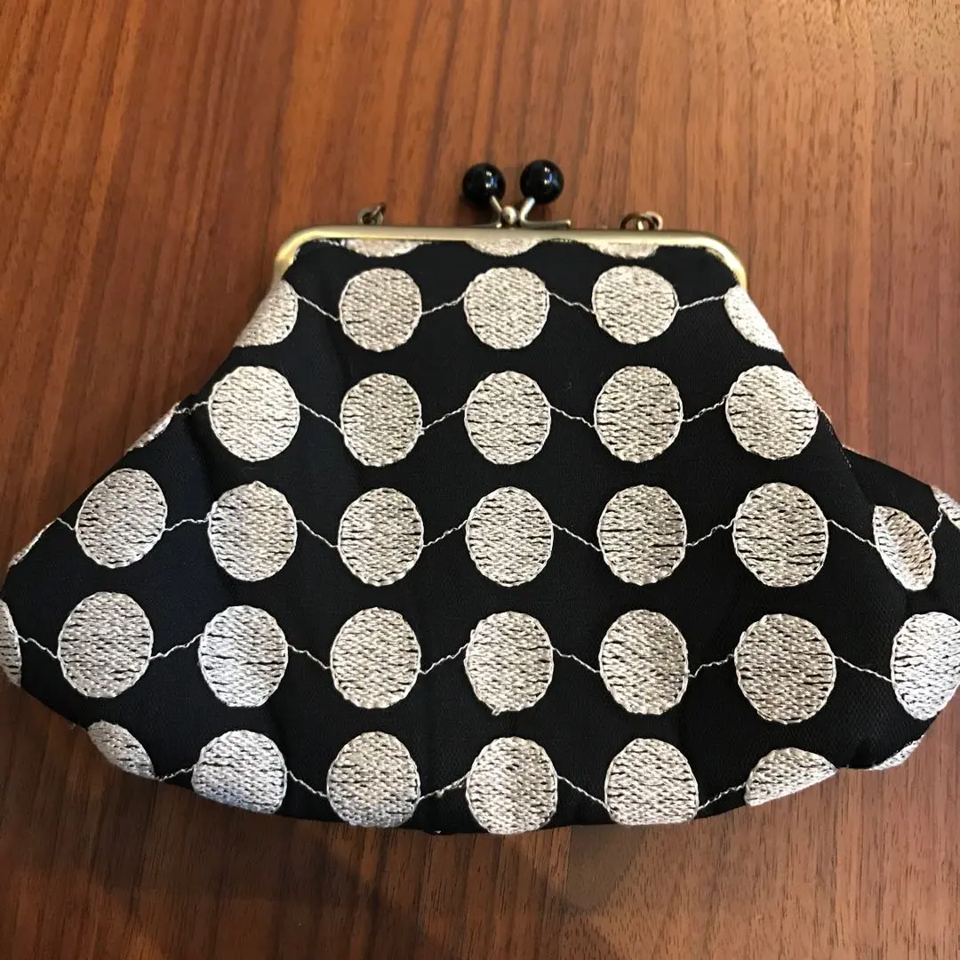 Thumbnail of Gusseted coin purse bag