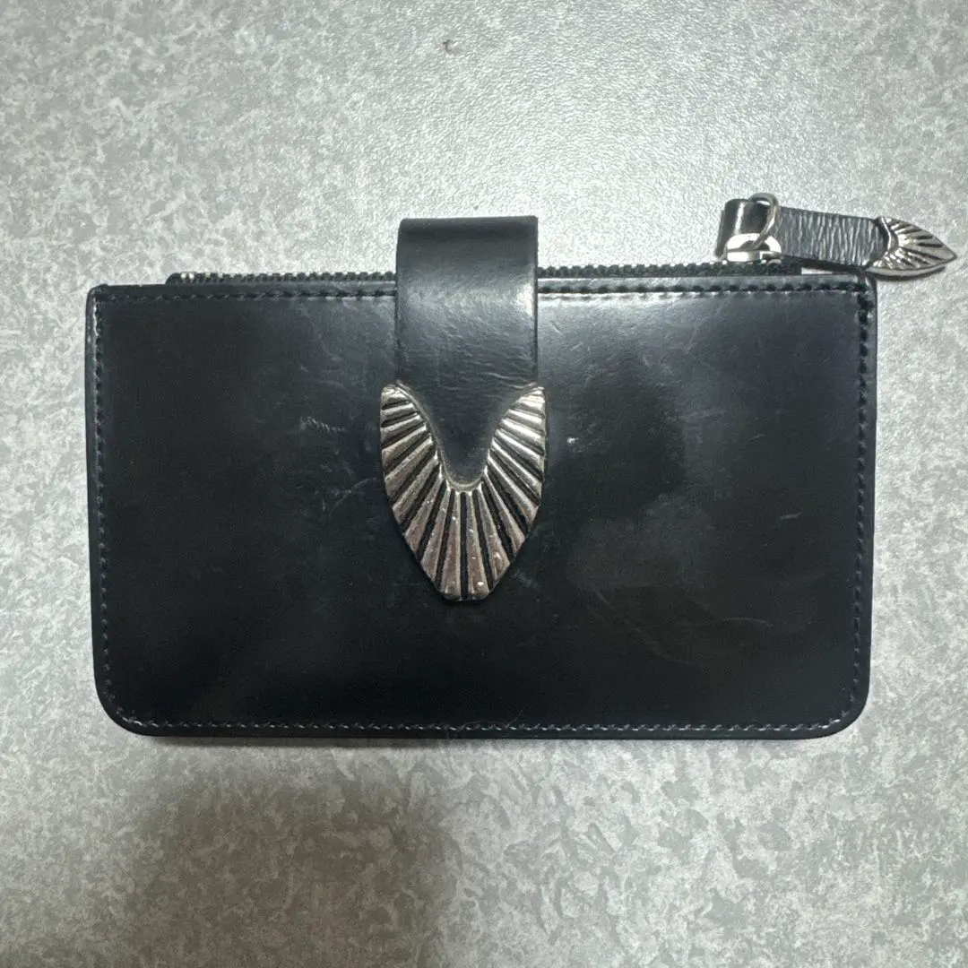 toga pulla 長財布 Toga 財布 | ブラック | FARFETCH JP