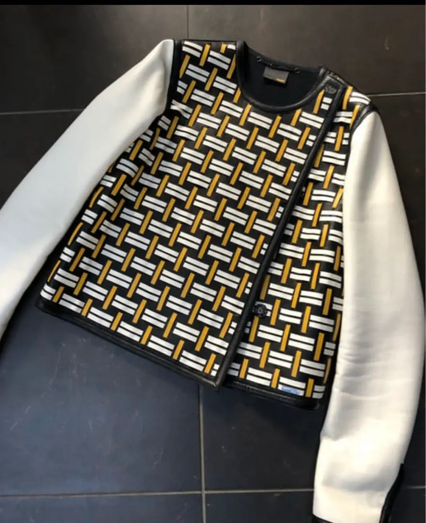 美品✨ FENDI 20aw ランウェイ ライダースジャケット レザー 美品✨ FENDI 20aw ランウェイ ライダースジャケット レザー