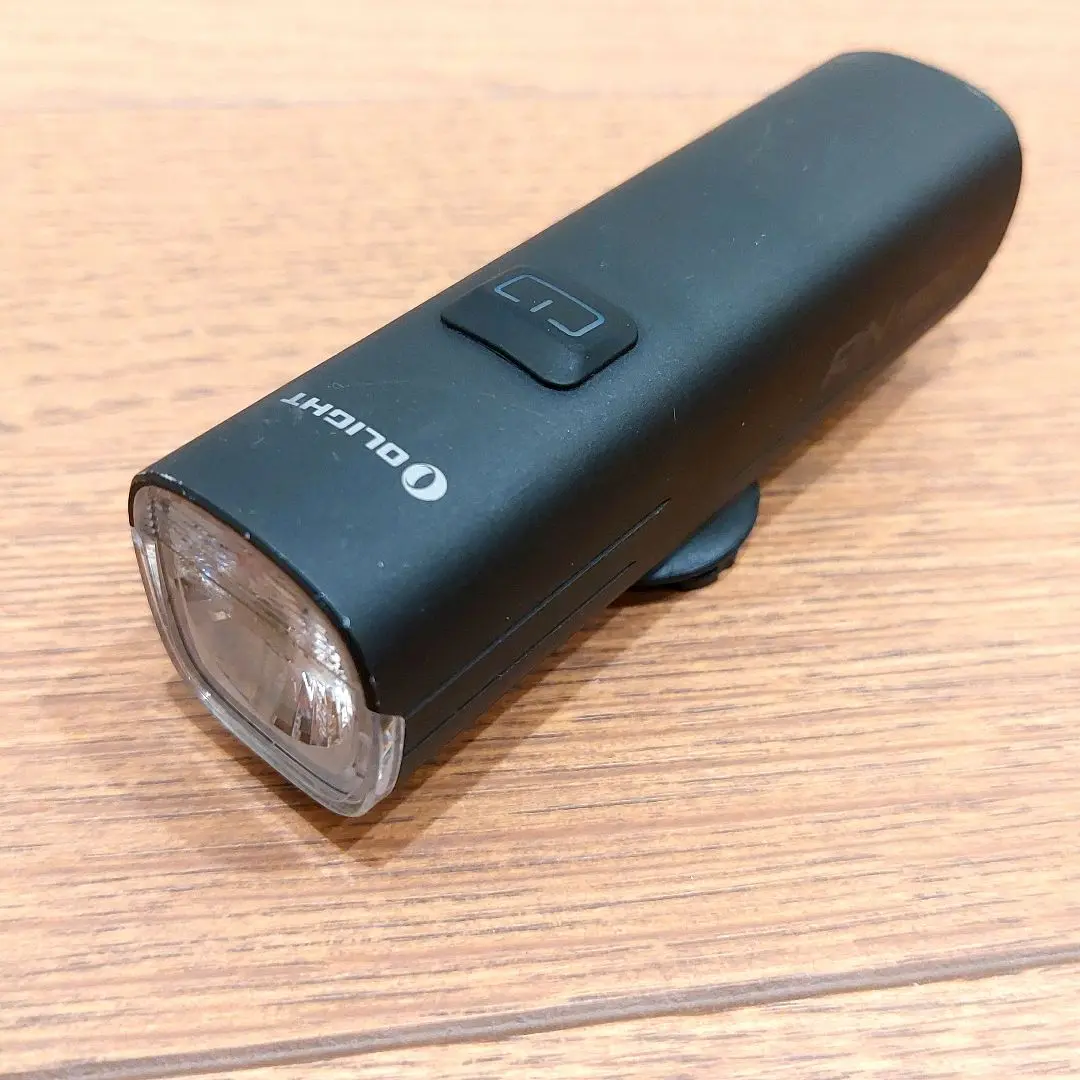 【極美品】【即時発送】OLIGHT RN1500 LEDライト USB充電式 楽天市場】OLIGHT(オーライト) RN1500 自転車ライト 自転車