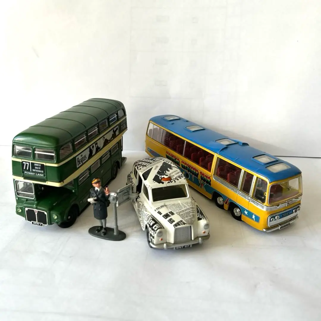 Vintage the Beatles Collection Die-cast Corgi Classics