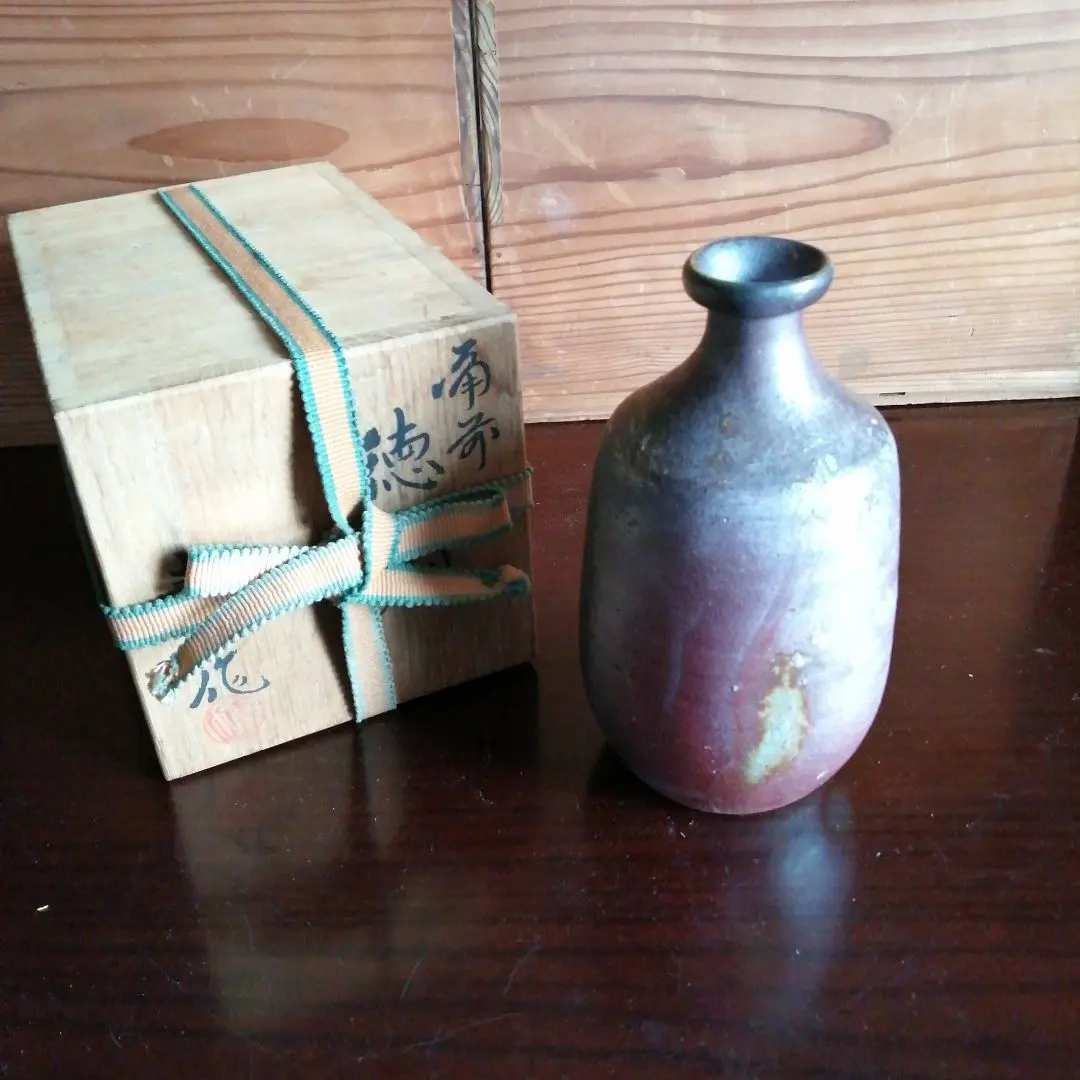 Thumbnail of Bizen ware, Yukiyoshi Soshin, Bizen Tokkuri (sake bottle), 14.4cm