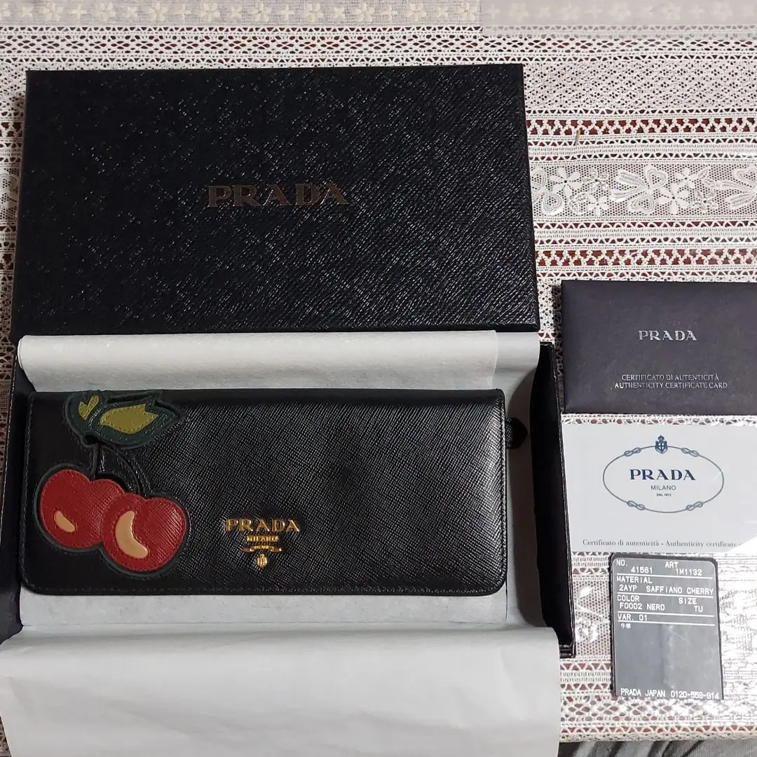 PRADA プラダ 財布 レディース ブランド 長財布 二つ折り