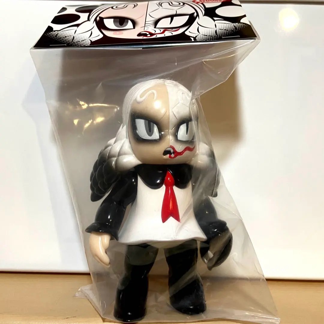 新品 GRAPE BRAIN みみみちゃん 上野 パンダ狩 ソフビ フィギュア 新品 GRAPE BRAIN みみみちゃん 上野 パンダ狩 ソフビ