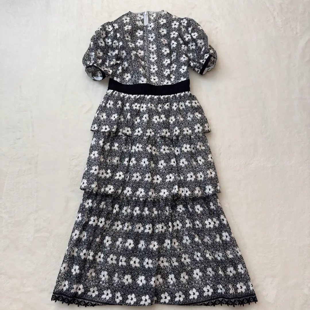 ADELLY ✨アデリー　半袖ワンピース 白　チェック刺繍　訳あり特価 2025年最新】adelly ワンピースの人気アイテム - メルカリ