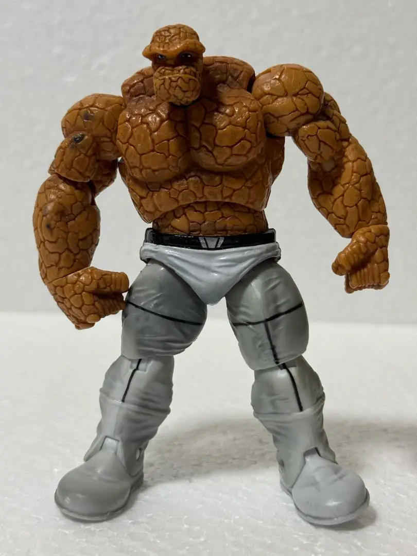 ファンタスティックス・フォー　ザ・シング　フィギュア Amazon.co.jp: ハズブロ（Hasbro）MARVEL マーベルレジェンド