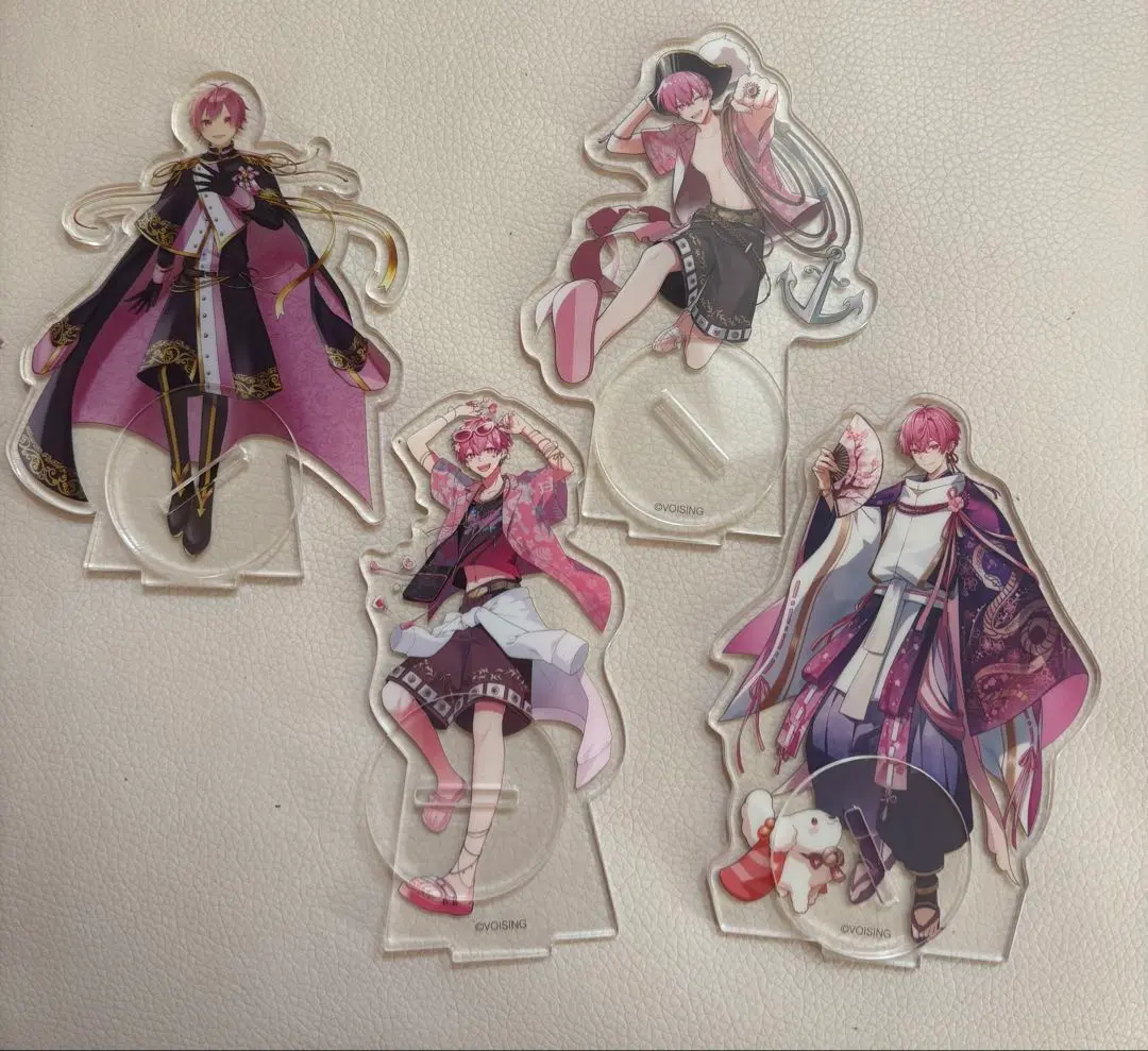 Thumbnail of Ireiisu Naiko acrylic stand set