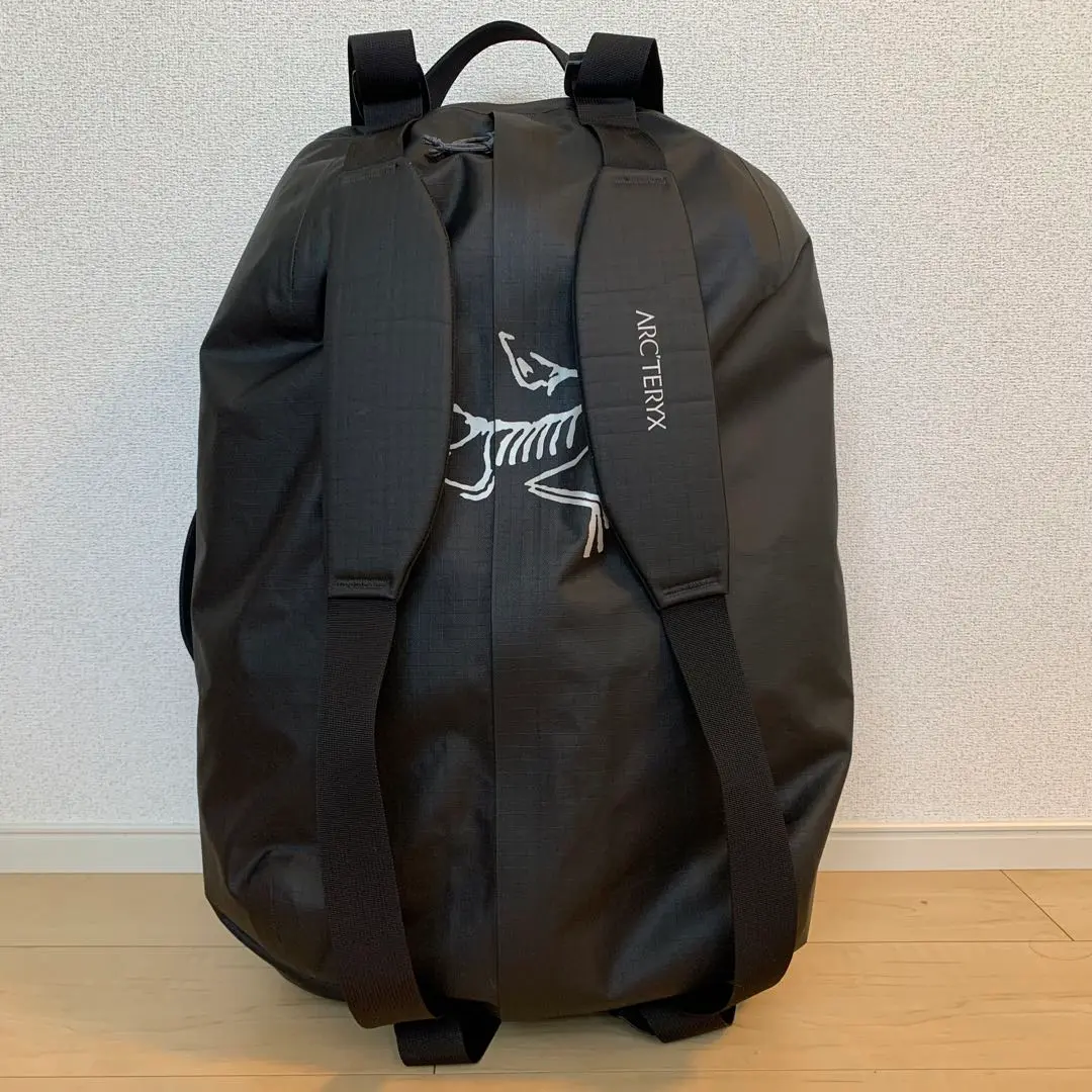 アークテリクス　大容量ダッフルボストン ARC'TERYX - ARC'TERYX アークテリクス ダッフルバッグ V8
