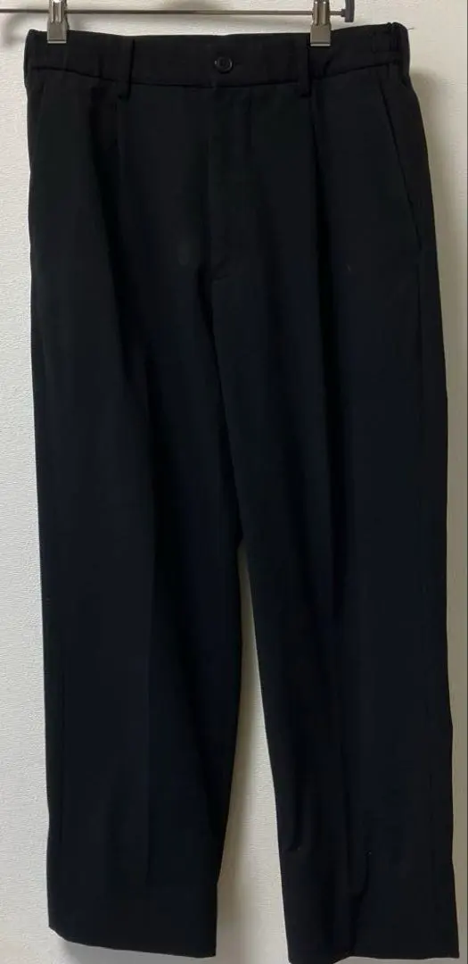 Thumbnail of Uniqlo Black Pleated Slacks - Men's