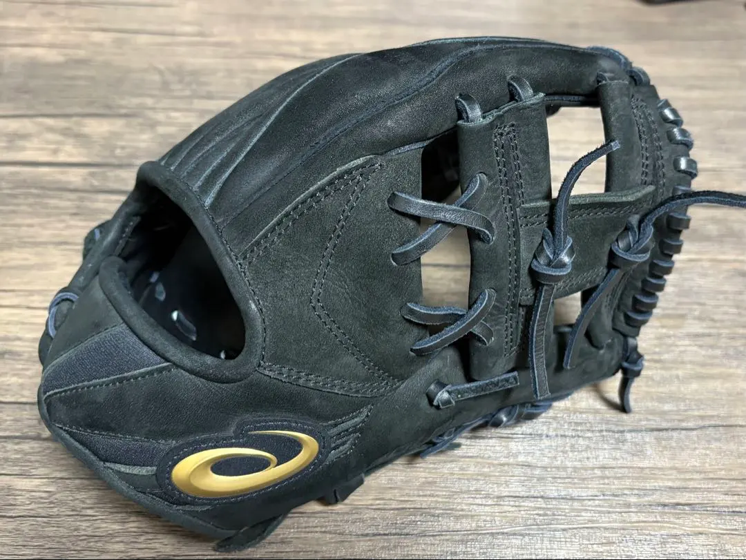 Thumbnail of Asics Hardball Glove, Infield, Right-Hand Throw, Black (90N)