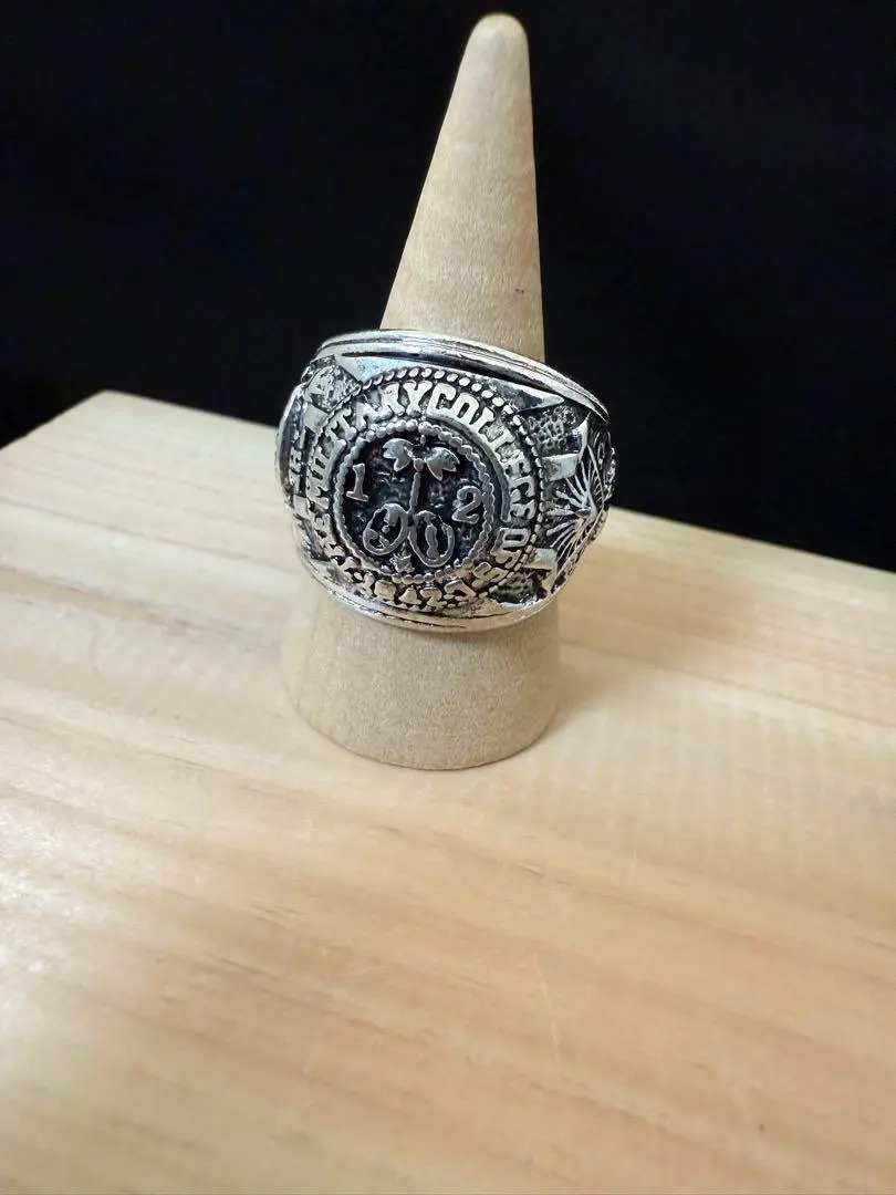 學院戒指【1842 THE MILITARY COLLEGE】尺寸18號 的縮圖