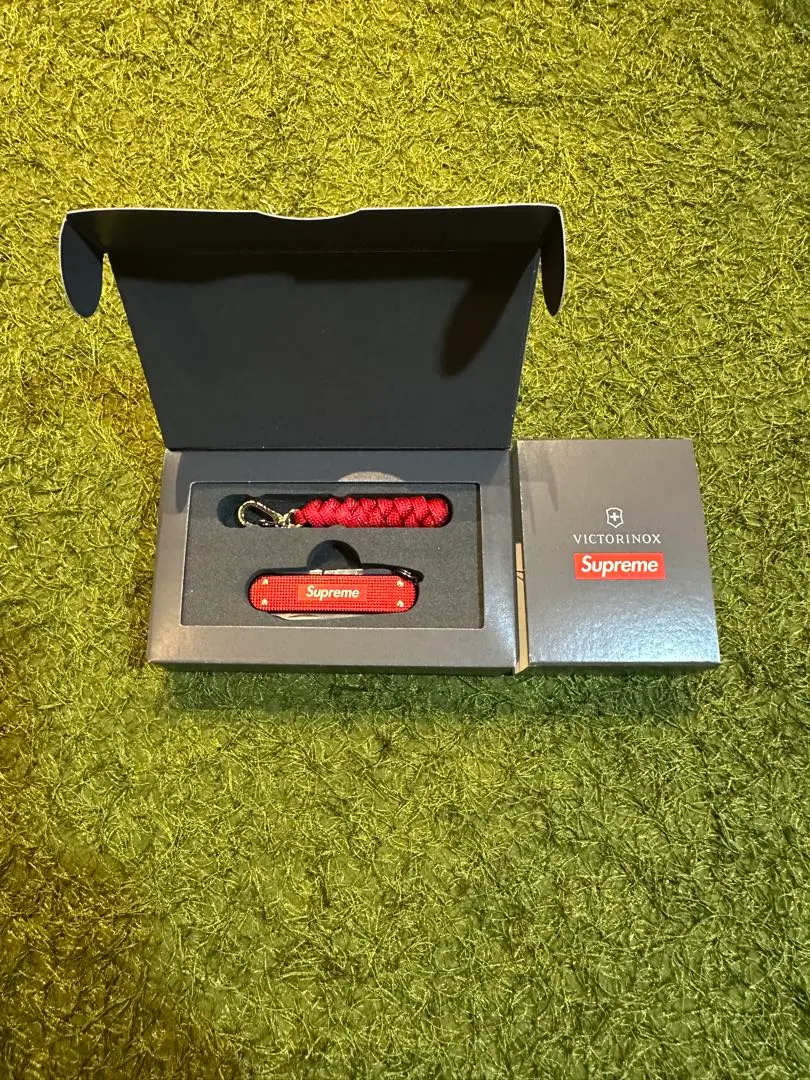 セット売り　Supreme キーホルダー(Victorinox) セット売り Supreme キーホルダー(Victorinox)