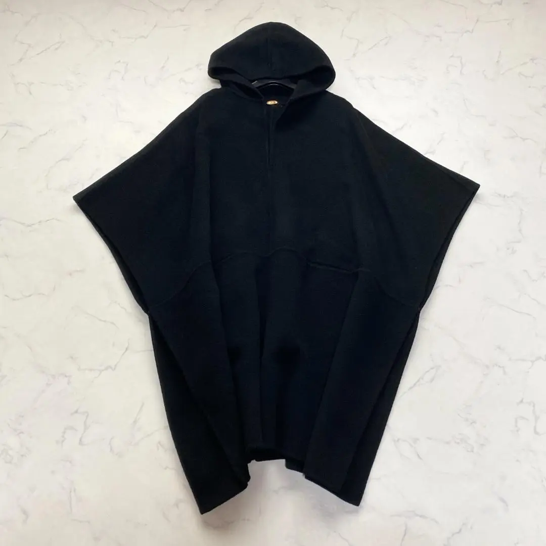 【美品】ドゥーズィエムクラス フランス製 ポンチョ 黒 ブラック DEUXIEME CLASSE（ポンチョ ・ ブラック/黒色系）のフリマ