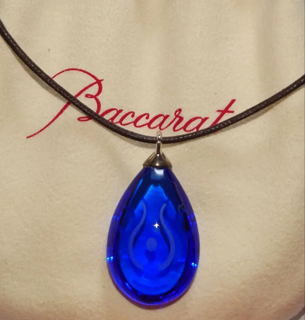 Baccarat バカラ ジブリ美術館限定 天空の城ラピュタ 飛行石ペンダント Amazon.co.jp: ジブリ美術館限定 天空の城ラピュタ 「飛行石