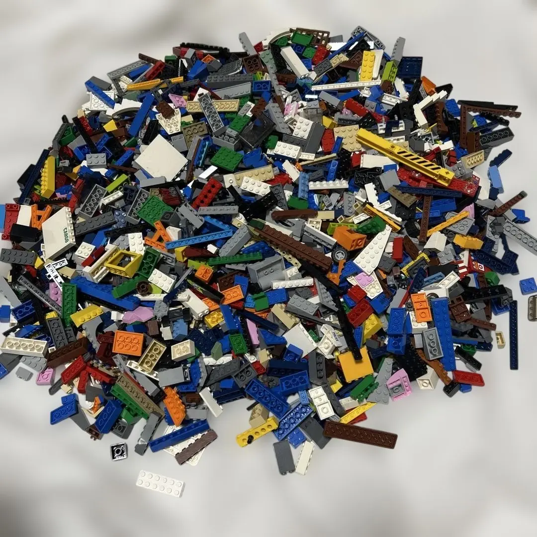 Thumbnail of LEGO Lot - Large Quantity - 2.9kg