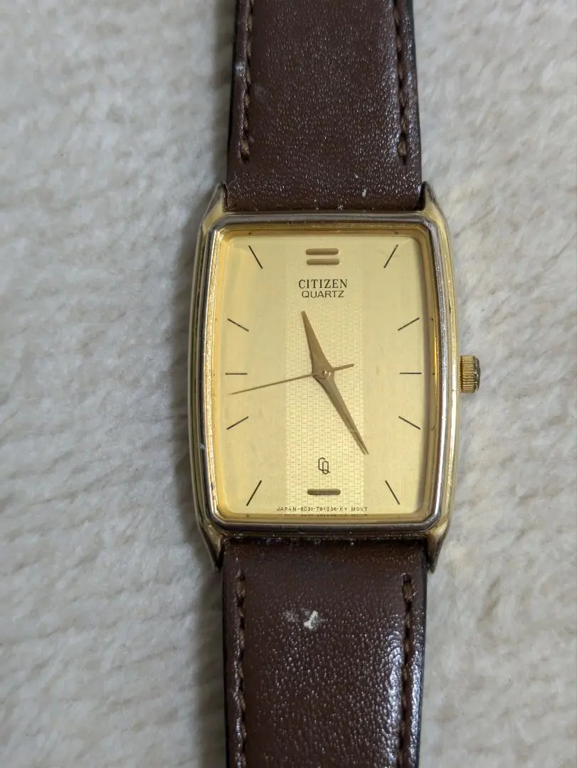 Thumbnail of CITIZEN Quartz Watch, Gold