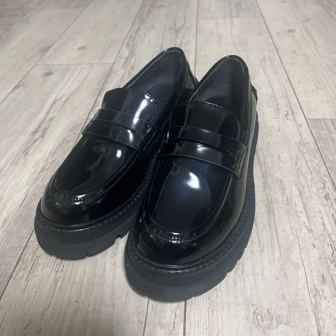 LE TALON黑色漆皮樂福鞋 厚底款 的縮圖