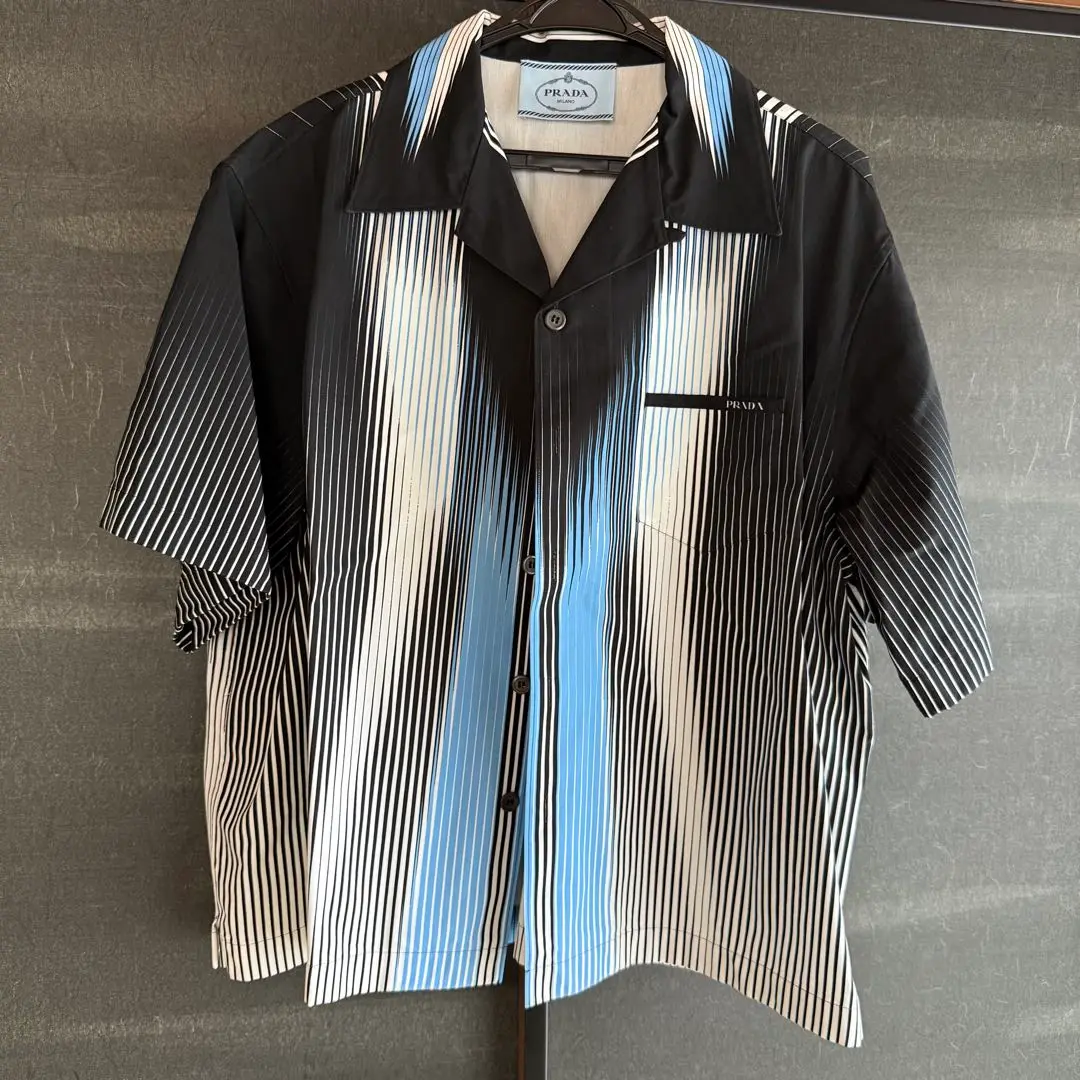 PRADA ブルーブラック 半袖リネンシャツ 41/16 PRADA ブルーブラック 半袖リネンシャツ 41/16 - メルカリ