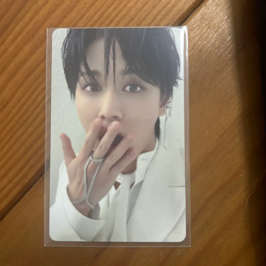 Thumbnail of JO1DERSHOW Ruki Shiroiwa Surprise Trading Card (W Member)