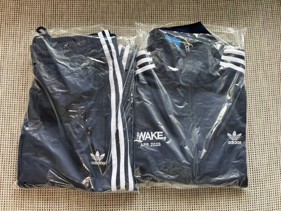 2025年最新】wake sapporo adidasの人気アイテム - メルカリ