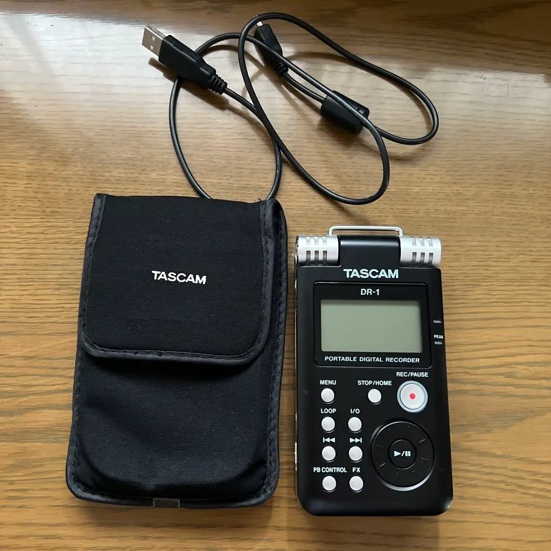 TASCAM DR-1 便攜式數位錄音機 的縮圖