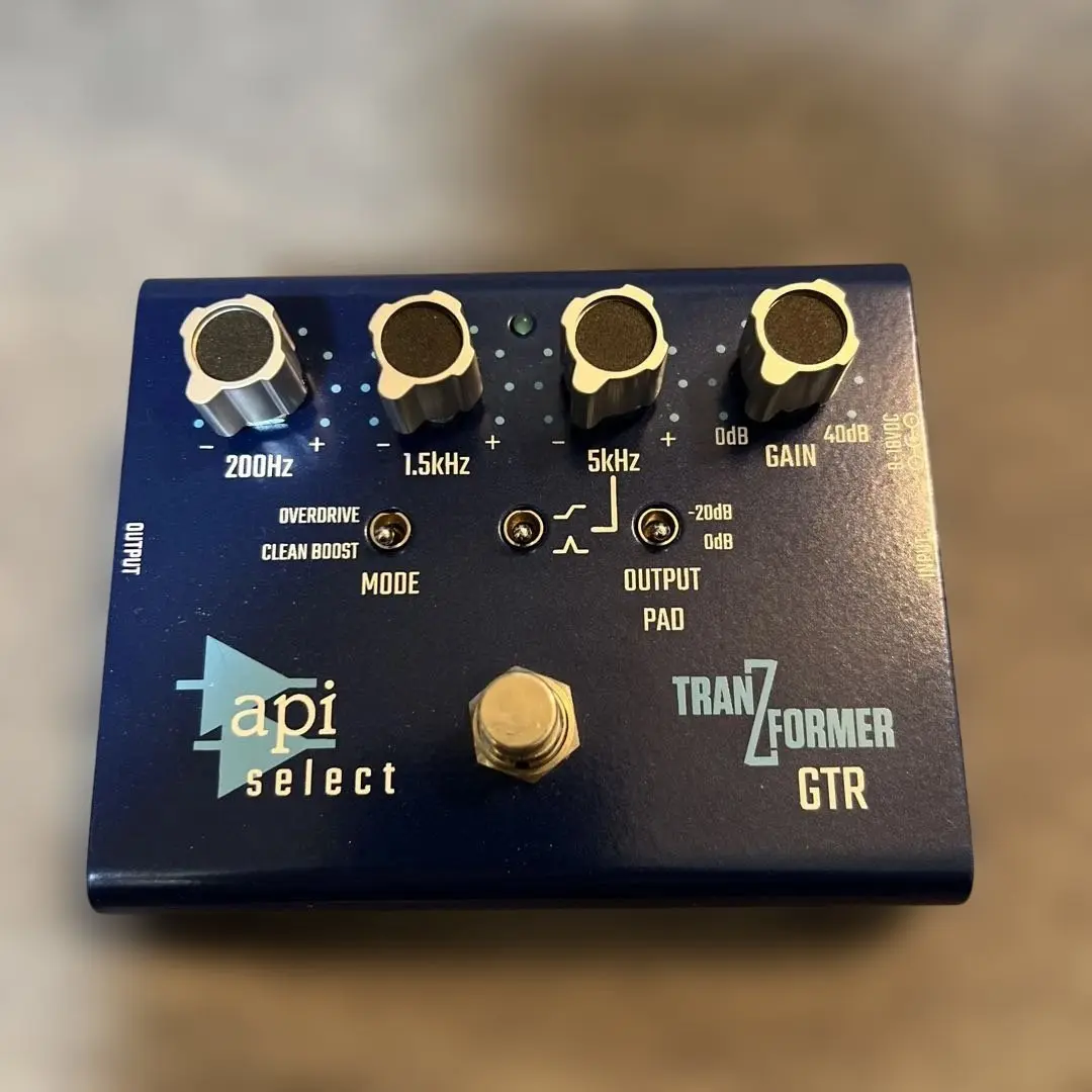 API TranZformer 旧モデル Gear Otaku: API がギターエフェクターに参入、コンプ & EQ 搭載
