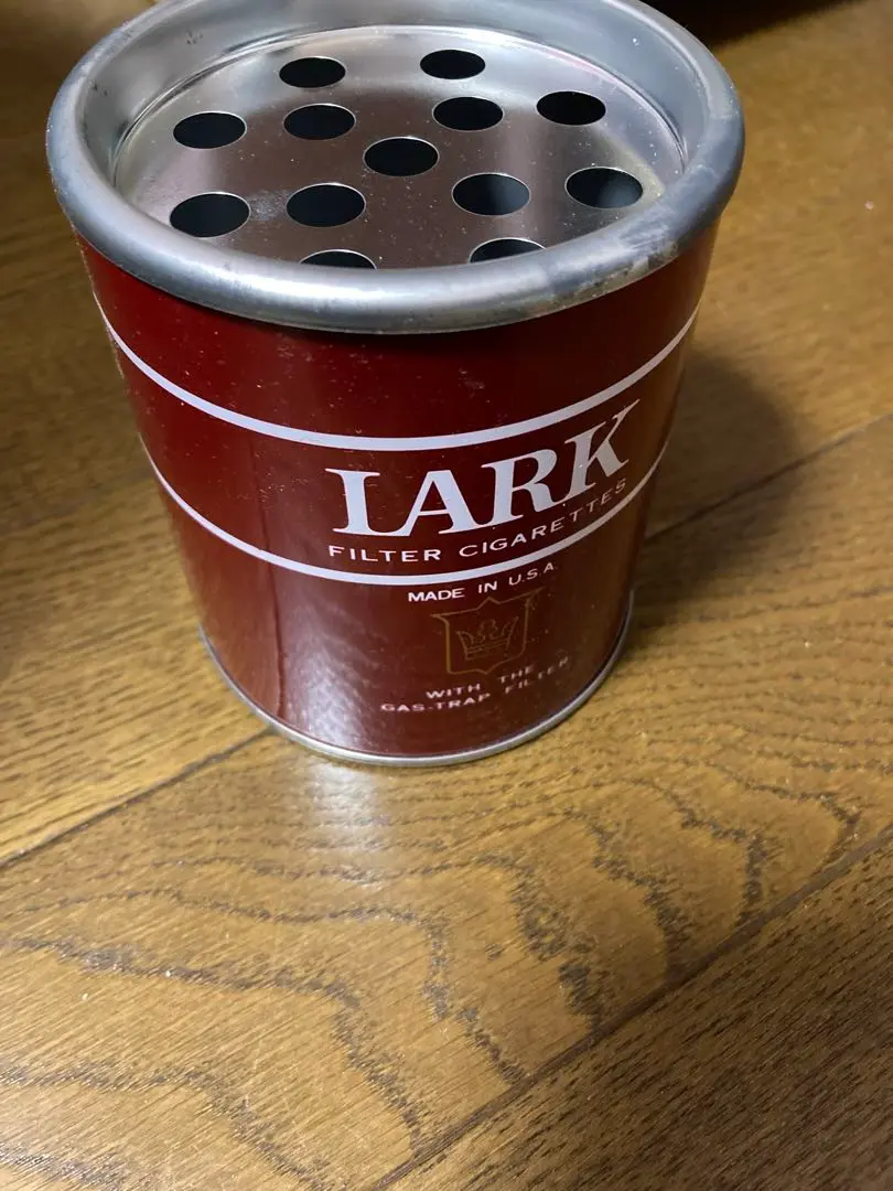 昭和レトロLARK 置き型灰皿 ゴミ箱缶　2個セット　灰皿　ラーク　傘立て Yahoo!オークション -「lark灰皿」の落札相場・落札価格