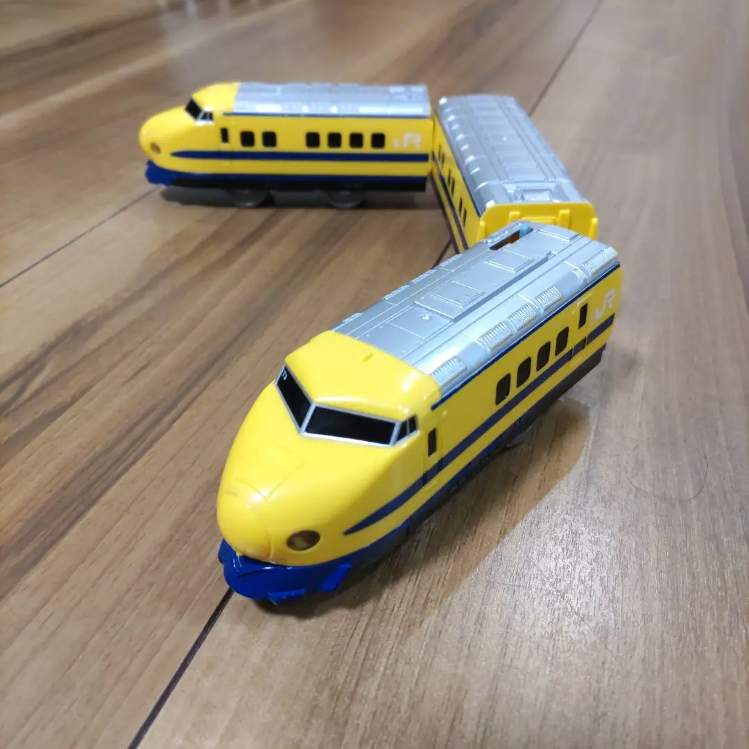 Thumbnail of Plarail Light-Up Series 922 Shinkansen Doctor Yellow